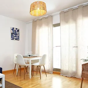 Apartament Casa Fenicia - Cosy With Free Private Parking, Malaga